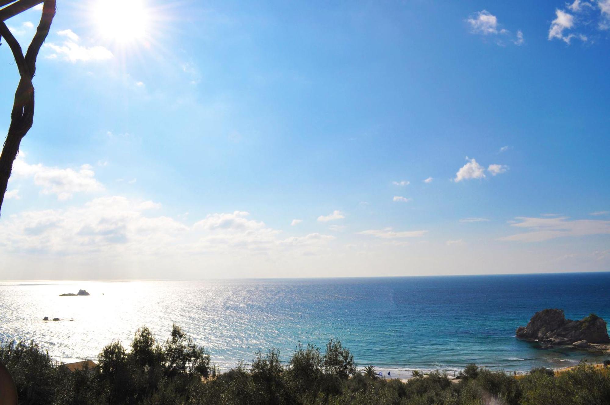 Apartament With Pool And Sea View -